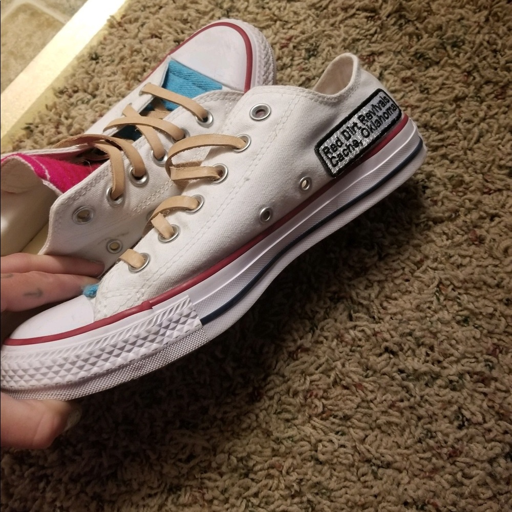 Custom Converse - Picture 2 of 2